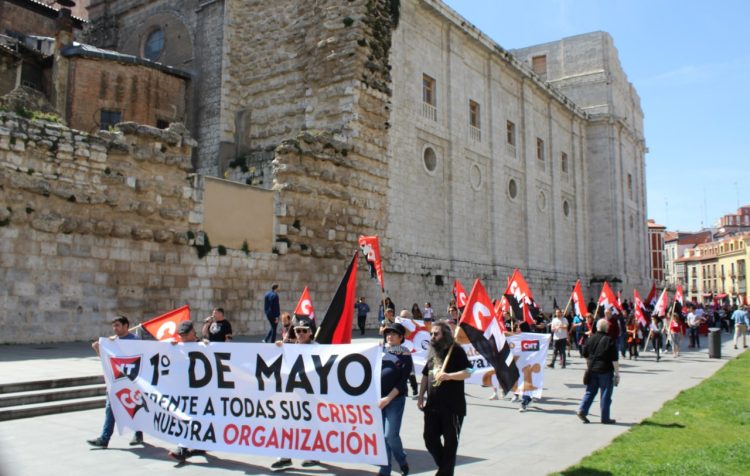 Cientos de personas se dieron cita el 1º de Mayo