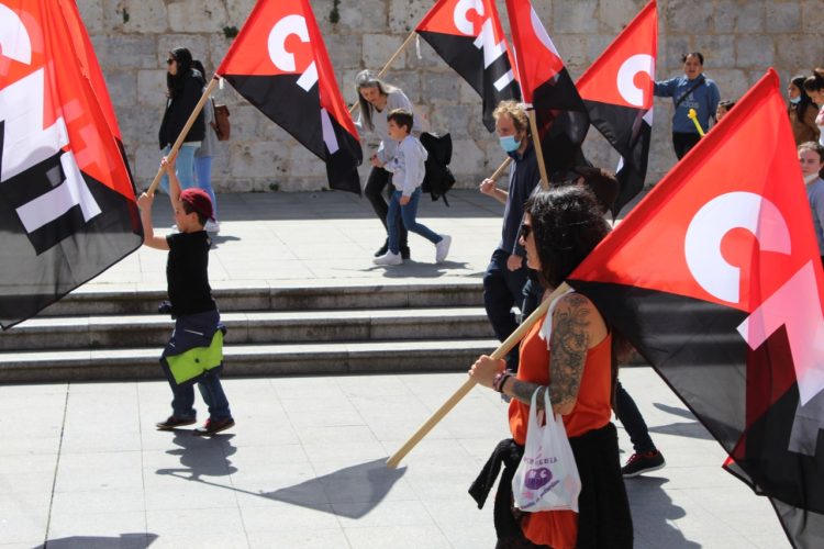 Cientos de personas se dieron cita el 1º de Mayo