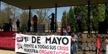 Cientos de personas se dieron cita el 1º de Mayo
