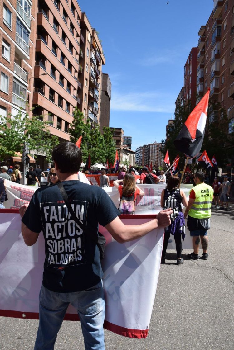 Masiva manifestación por el 1º de mayo de los sindicatos de clase