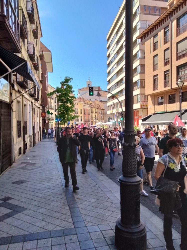 Masiva manifestación por el 1º de mayo de los sindicatos de clase
