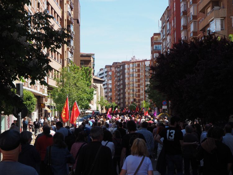 Masiva manifestación por el 1º de mayo de los sindicatos de clase