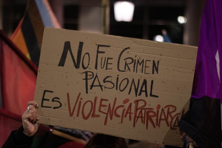 Un millar de personas en la manifestación del Bloque Crítico Feminista