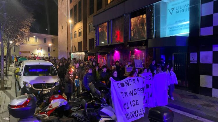 Manifestación 8M 2025: Bloque Crítico Feminista