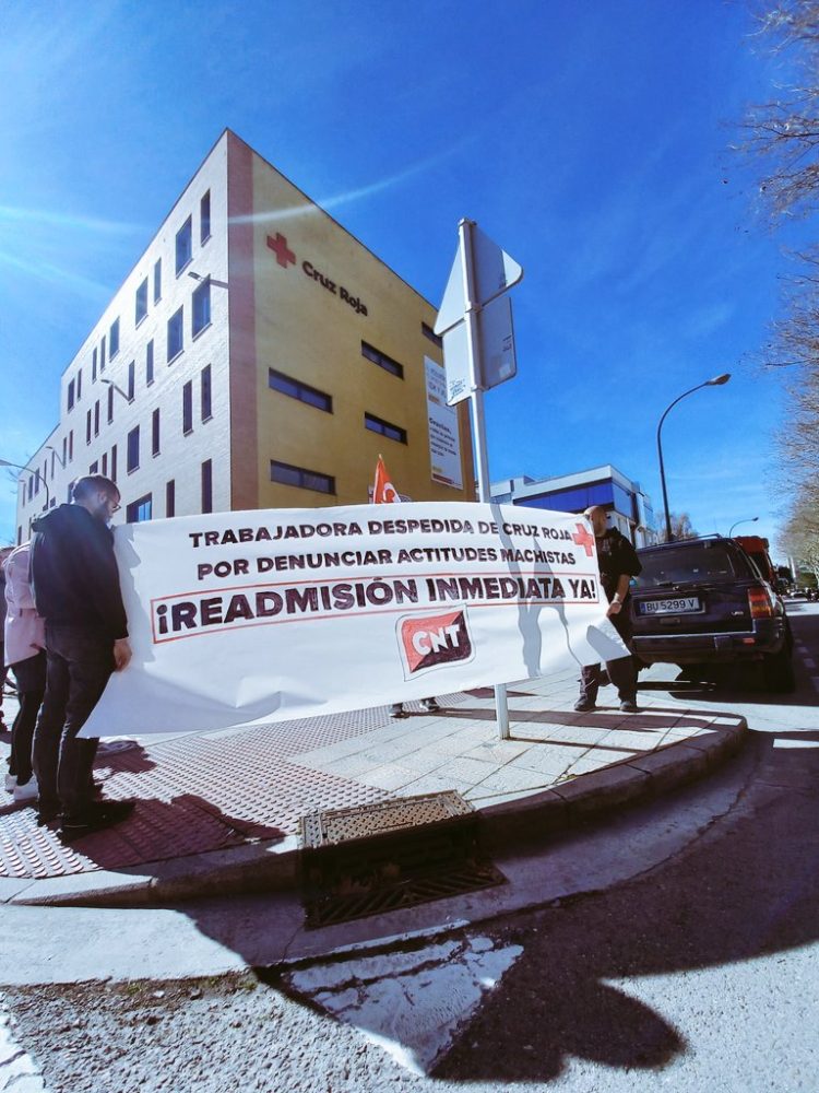 Éxito rotundo ayer en la jornada de lucha estatal de CNT por el caso de acoso en Cruz Roja Valladolid