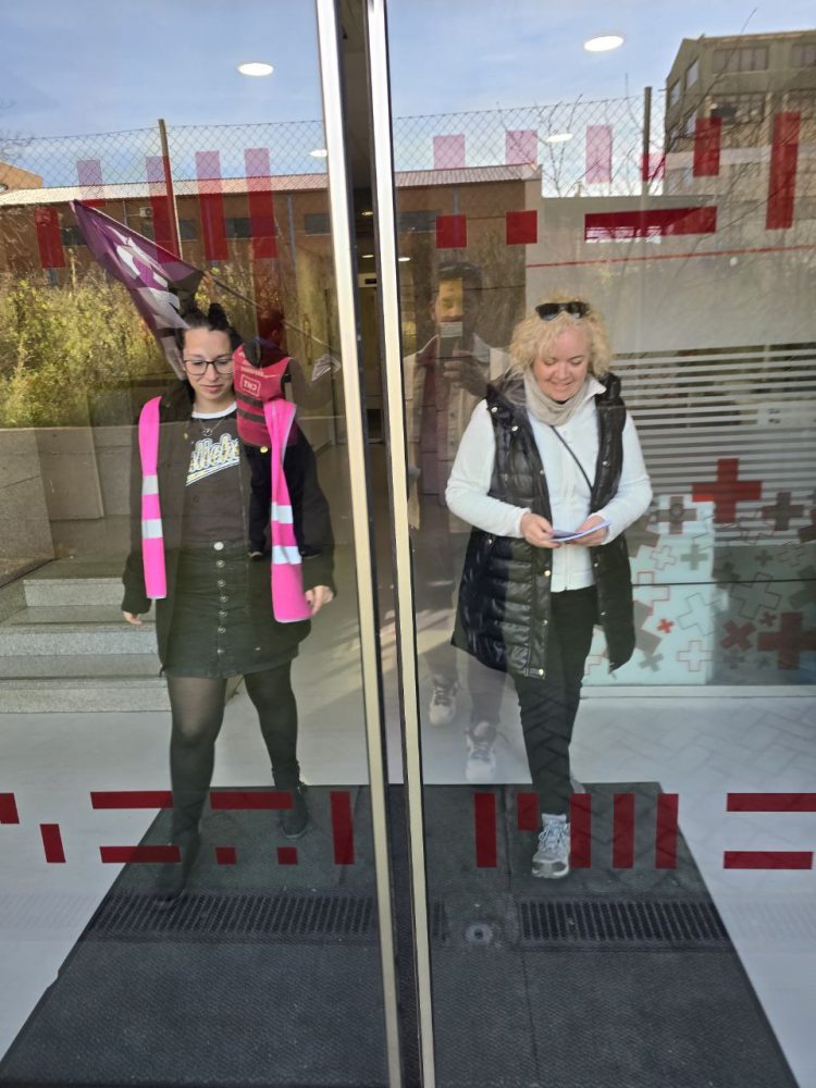 Éxito rotundo ayer en la jornada de lucha estatal de CNT por el caso de acoso en Cruz Roja Valladolid