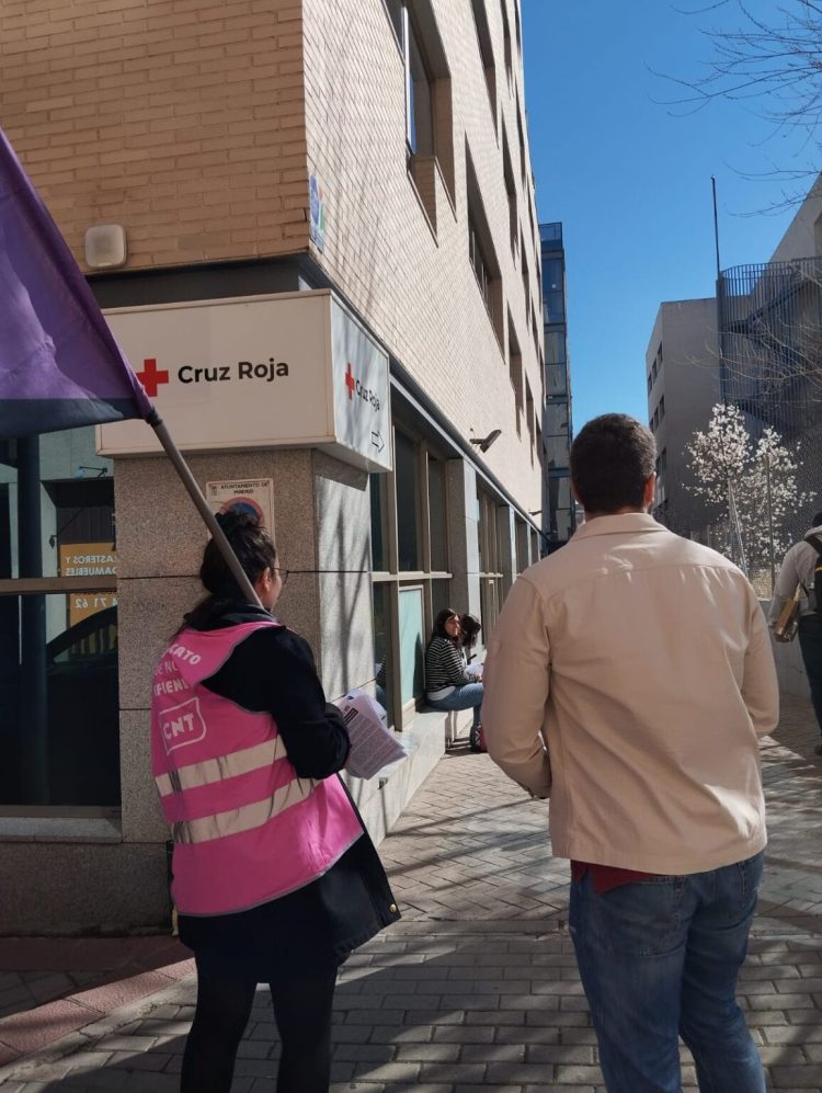 Éxito rotundo ayer en la jornada de lucha estatal de CNT por el caso de acoso en Cruz Roja Valladolid