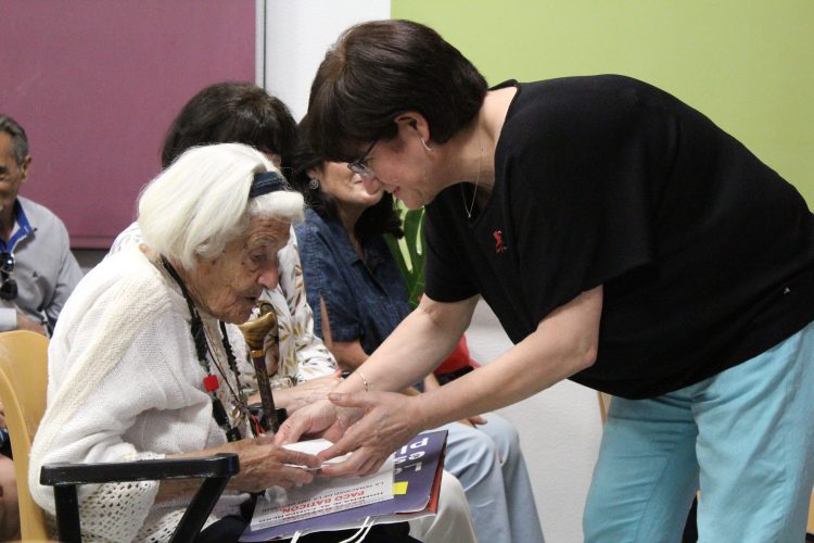 «Resistimos porque nos apoyábamos»: Homenaje a Paco Baticón, la tenacidad de la CNT