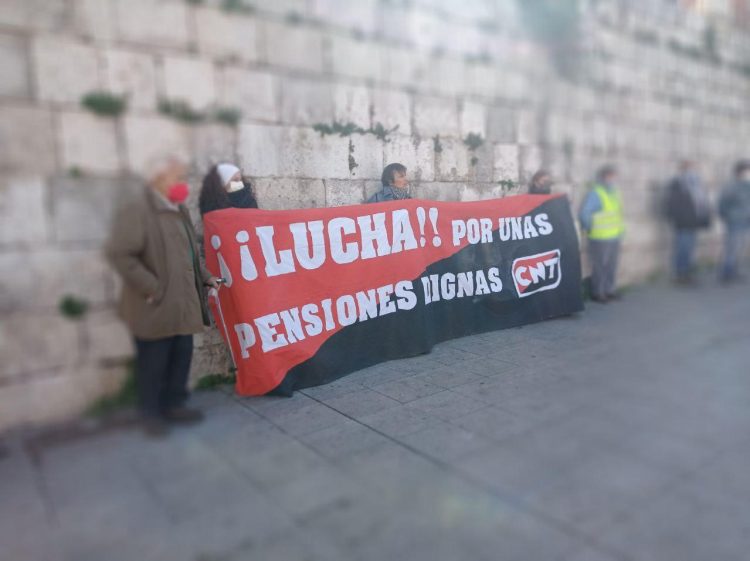 300 personas protestan el sábado contra las reformas de las pensiones