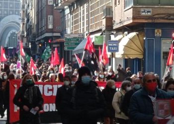 300 personas protestan el sábado contra las reformas de las pensiones