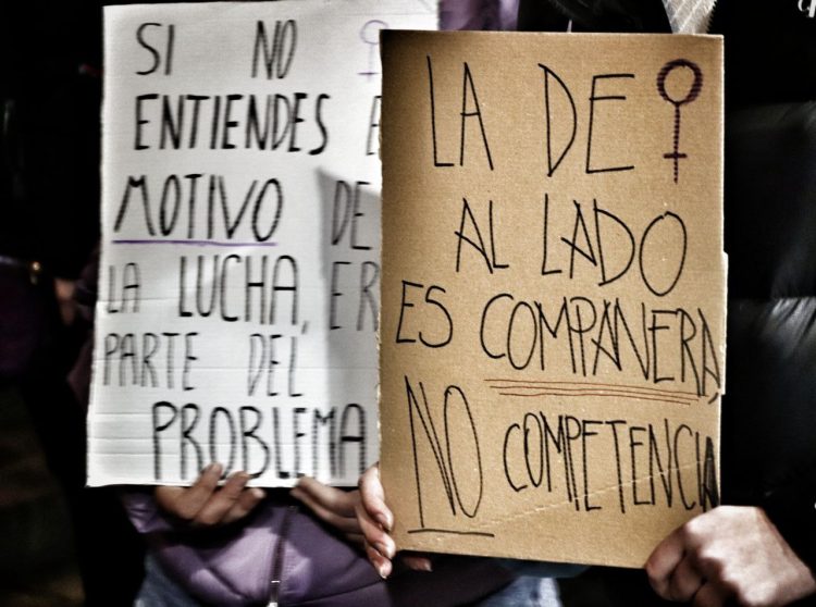 Construyamos un mundo nuevo. Afíliate a CNT