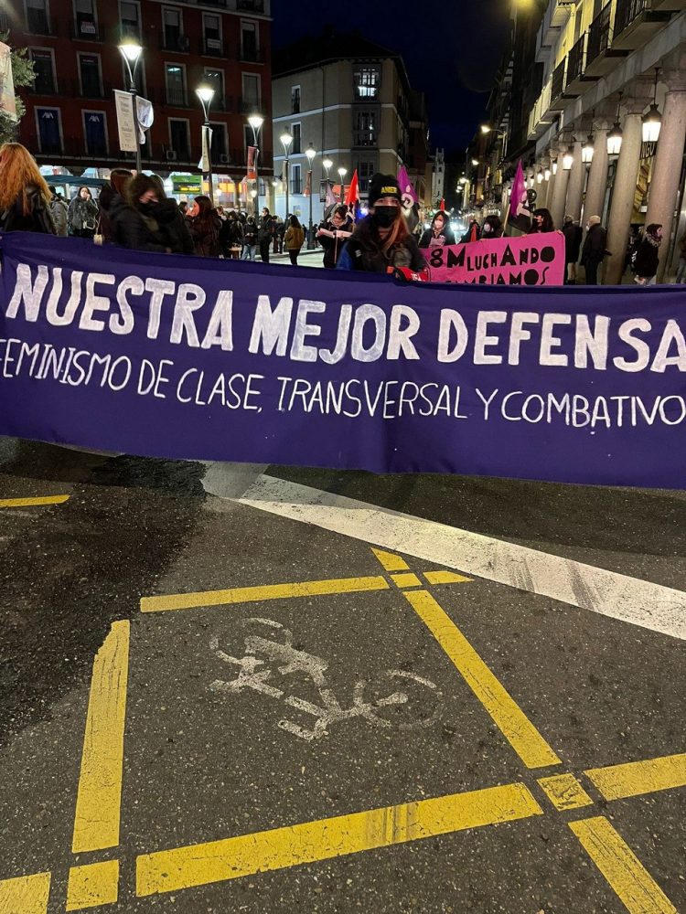 Construyamos un mundo nuevo. Afíliate a CNT