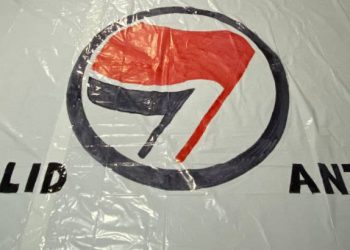 La ley de extranjería mata: acción contra la xenofobia en Valladolid