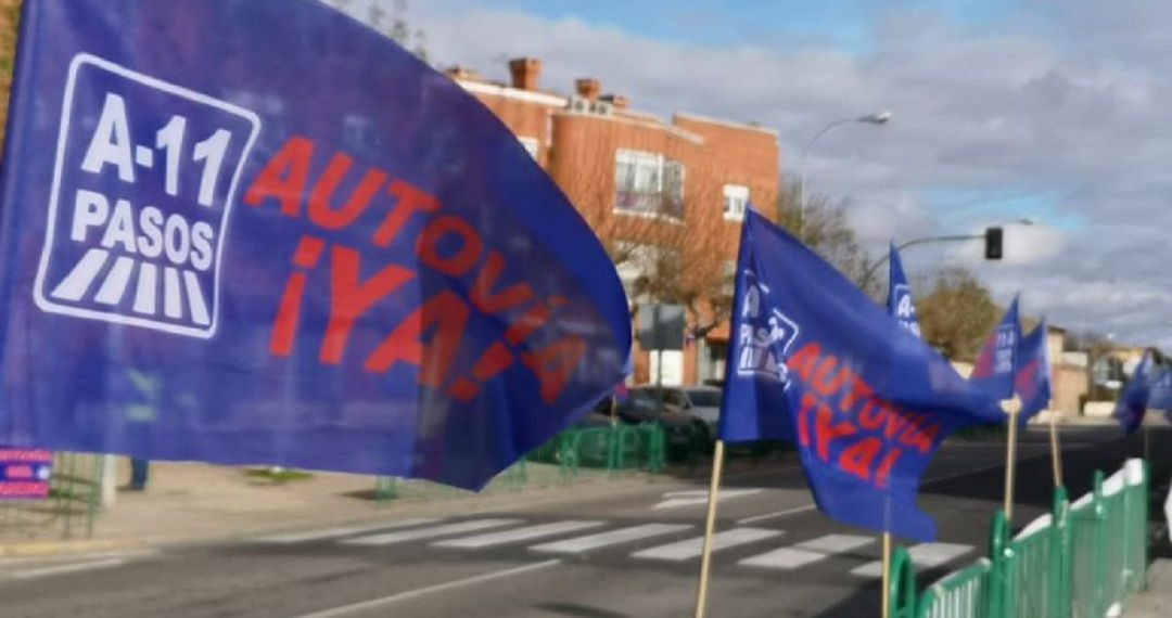Las obras de ejecución de la autovía A-11 son escenario de la precariedad