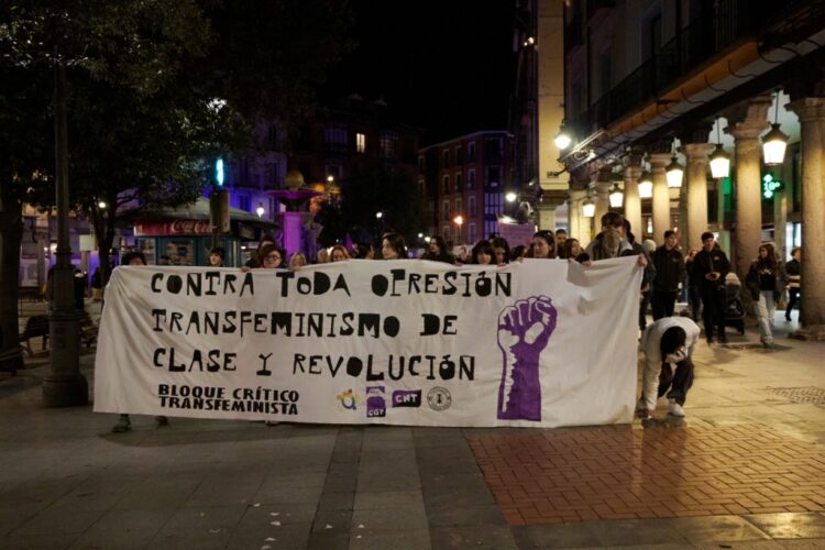 Manifestación 8M 2025: Bloque Crítico Feminista