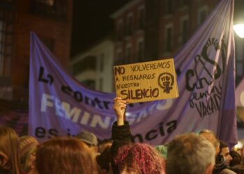 Manifestación 8M 2025: Bloque Crítico Feminista