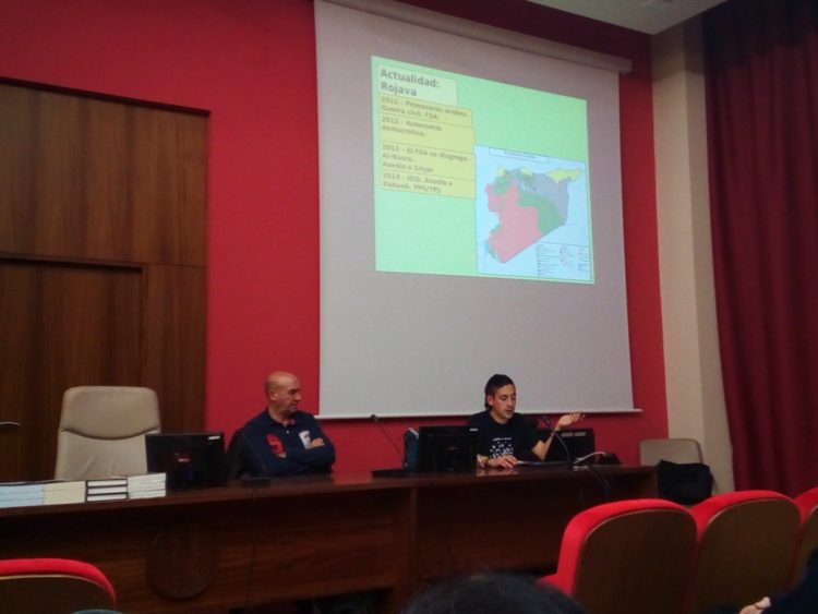 «Rojava Resiste»: Debate sobre guerra y revolución en Siria