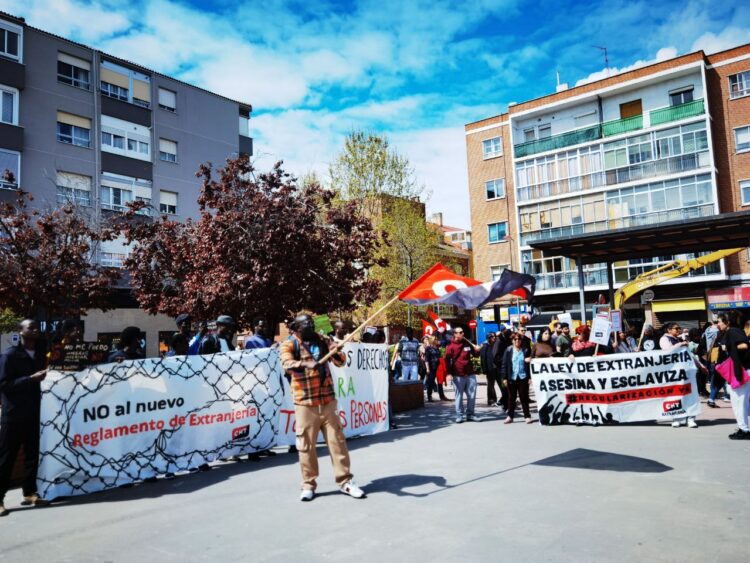 Nos movilizamos contra el nuevo reglamento de extranjería