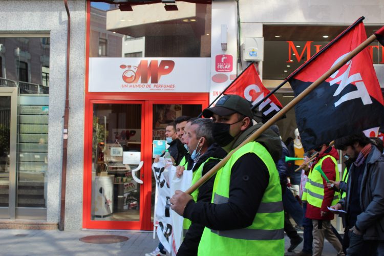 Ecoespacio despide, CNT responde