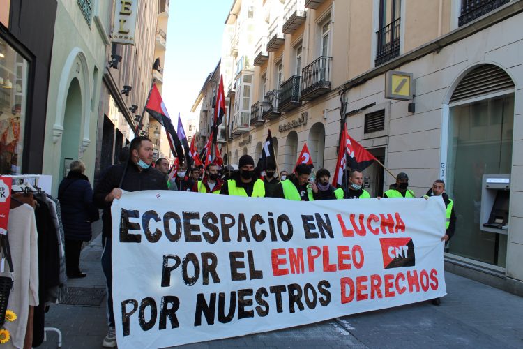 Ecoespacio despide, CNT responde