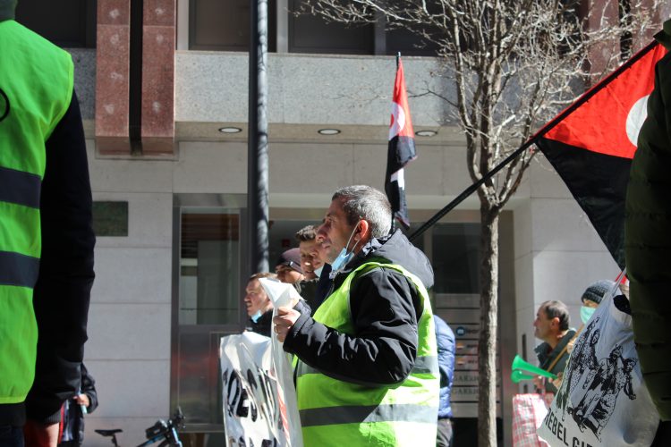 Ecoespacio despide, CNT responde