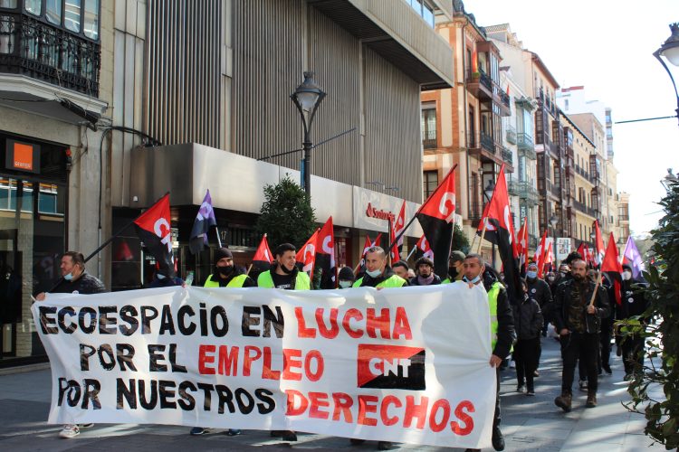Ecoespacio despide, CNT responde