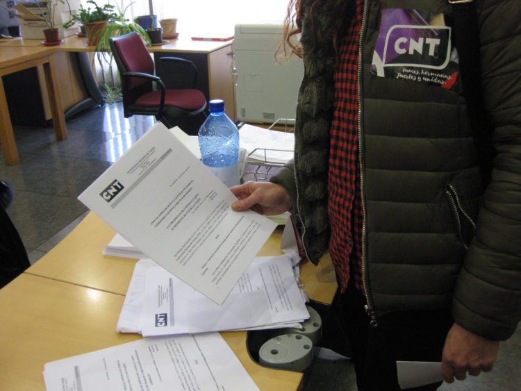 ¡Ya están los papeles!: El Comité para Huelga Feminista 8M de CNT la convoca oficialmente para Castilla y León