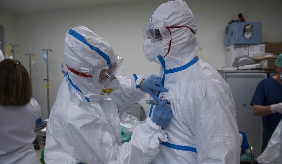El complejo escenario laboral en los centros sociosanitarios de mayores durante el COVID-19